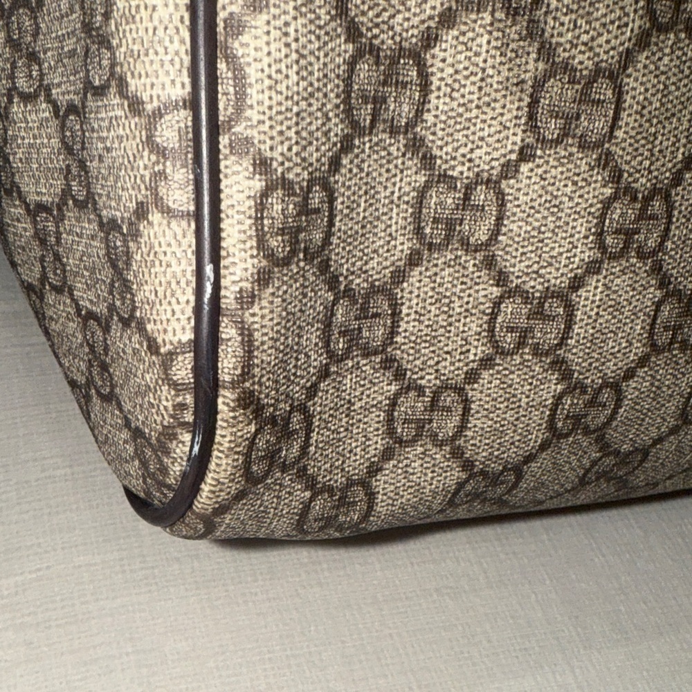 Gucci Monogram GG canvas Duffel Bag with detachable strap - Picture 10 of 16